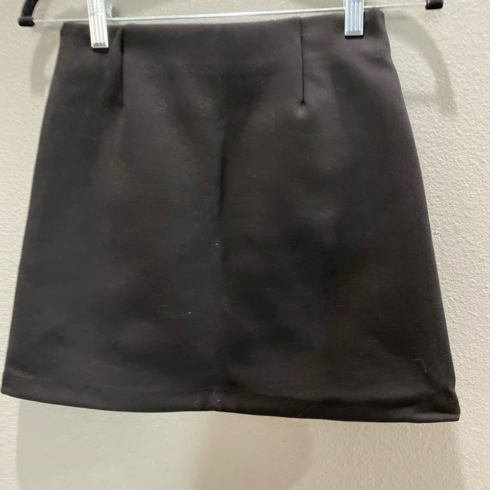 Zara - Picture 3 of 6